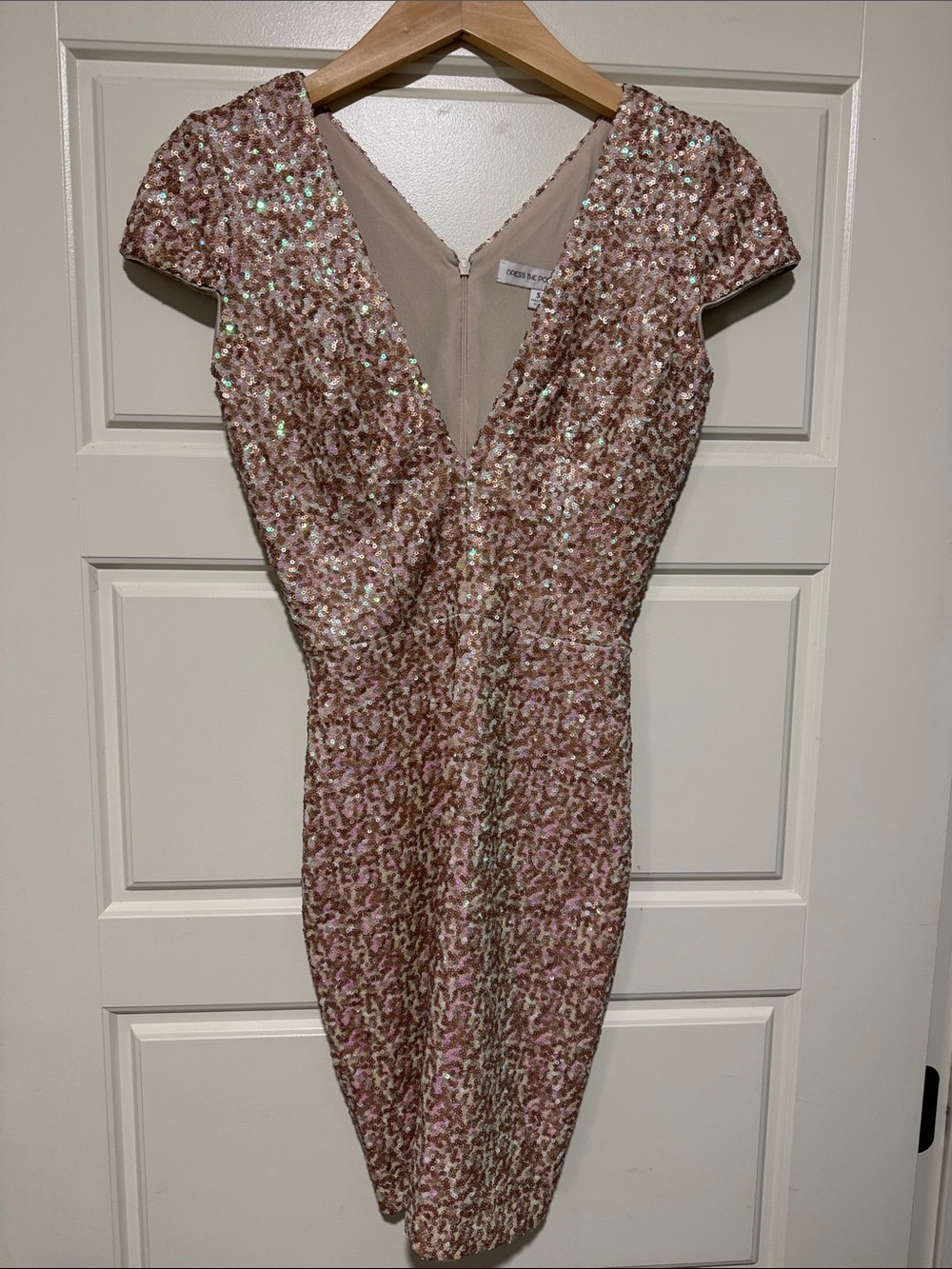 Dress the Population Rose Gold Sequined V-Neck Cap Sleeve Mini Dress - Picture 3 of 9